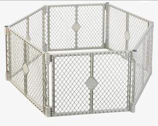 Plastic baby gate