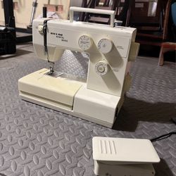 Sewing Machine 