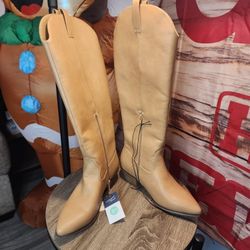 Women's Tan Boots