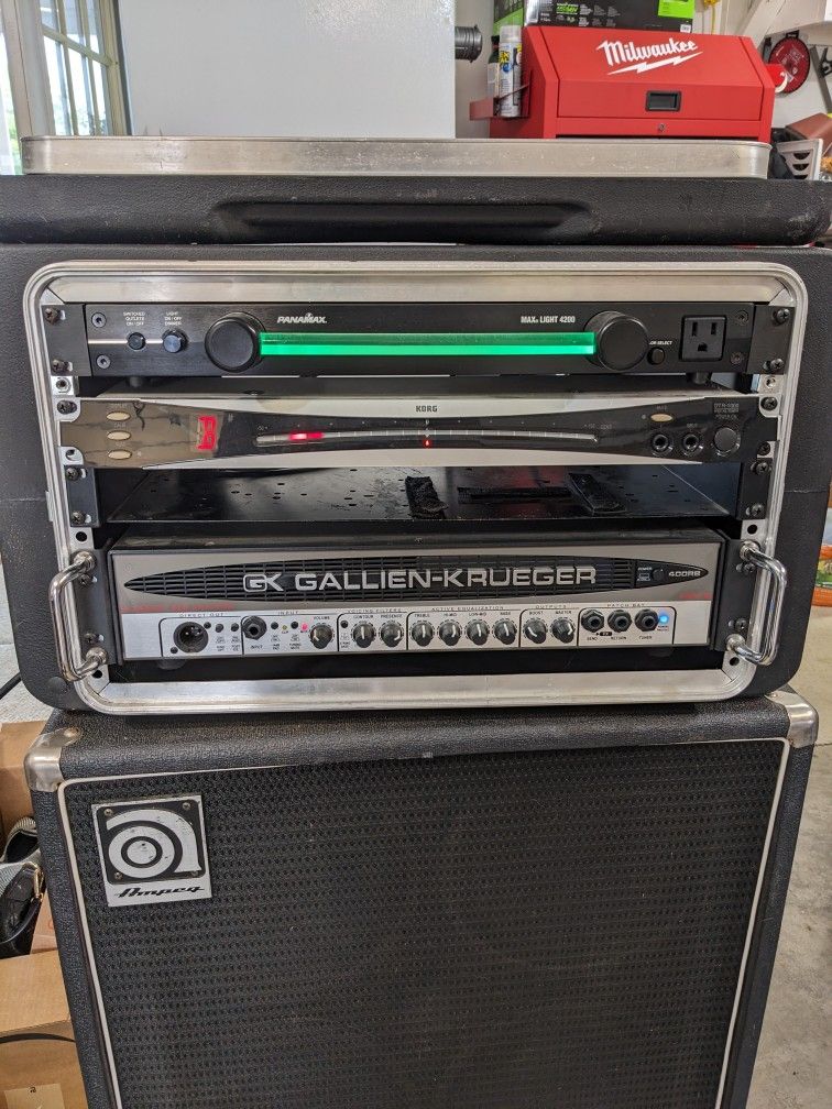 Gallien Krueger Bass Amp Bundle And Ampeg 4x10 Bass Cabinet