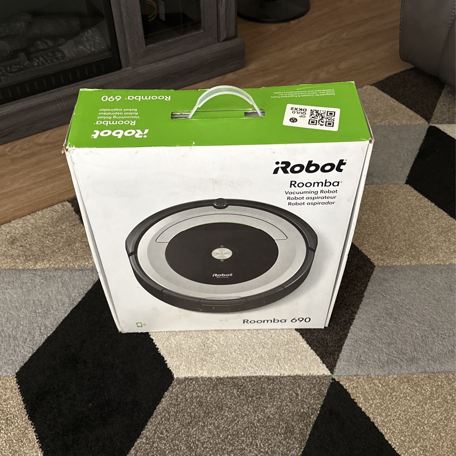 iRobot Roomba 690 Vacuum