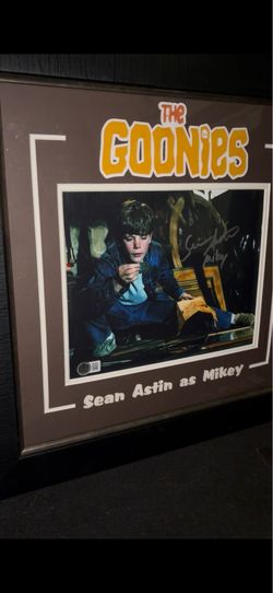 Goonie Sean Astin “Mikey”