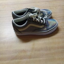 Vans NeVER WoRN (Size 5 Men), (Size 6.5 Women)