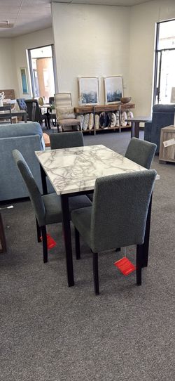 Dining table set with 4 chairs