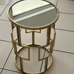 Beautiful mirrored gold side table 