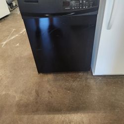 Built-in Dishwasher