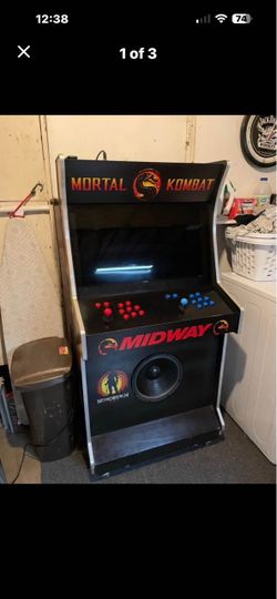 Hundred thousand game arcade cabinet