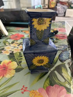 Florero De Girasoles