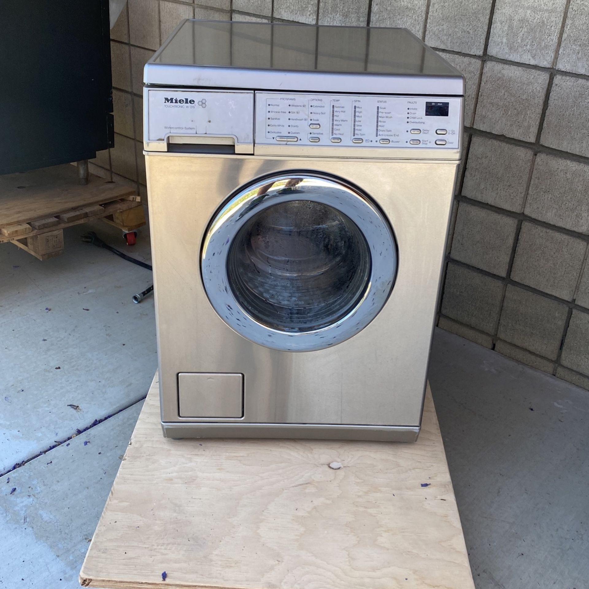 Miele Touchtronic W 1215 Stainless steel washer