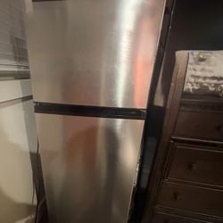 Mini  Fridge With Freezer 