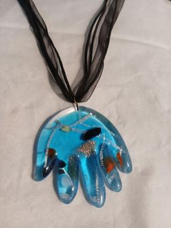 New Murano Glass hand shape pendant necklace