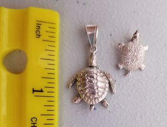 .925 Turtle Pendant