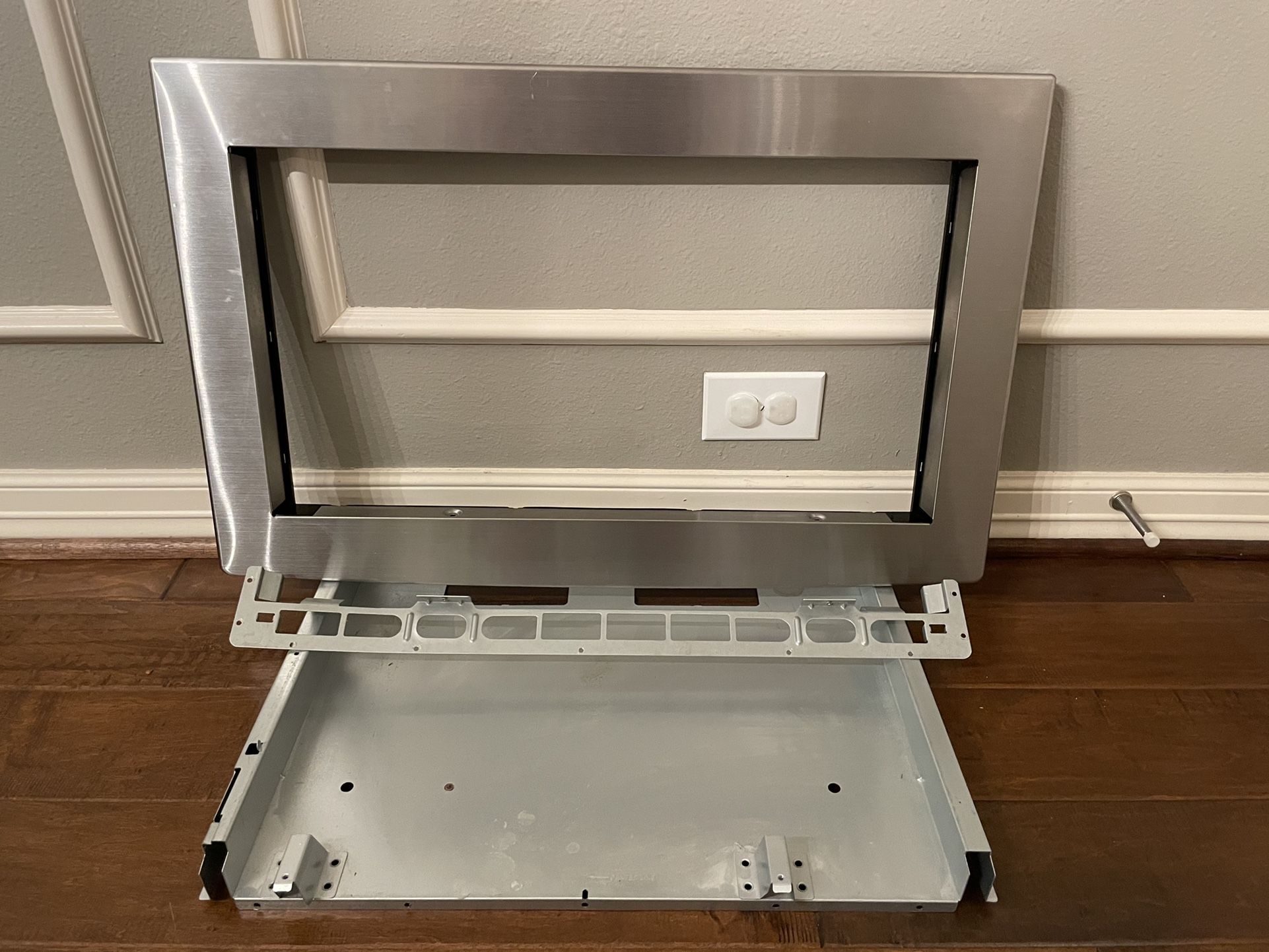GE Profile Microwave Trim Kit (JX2127 / JX2130)