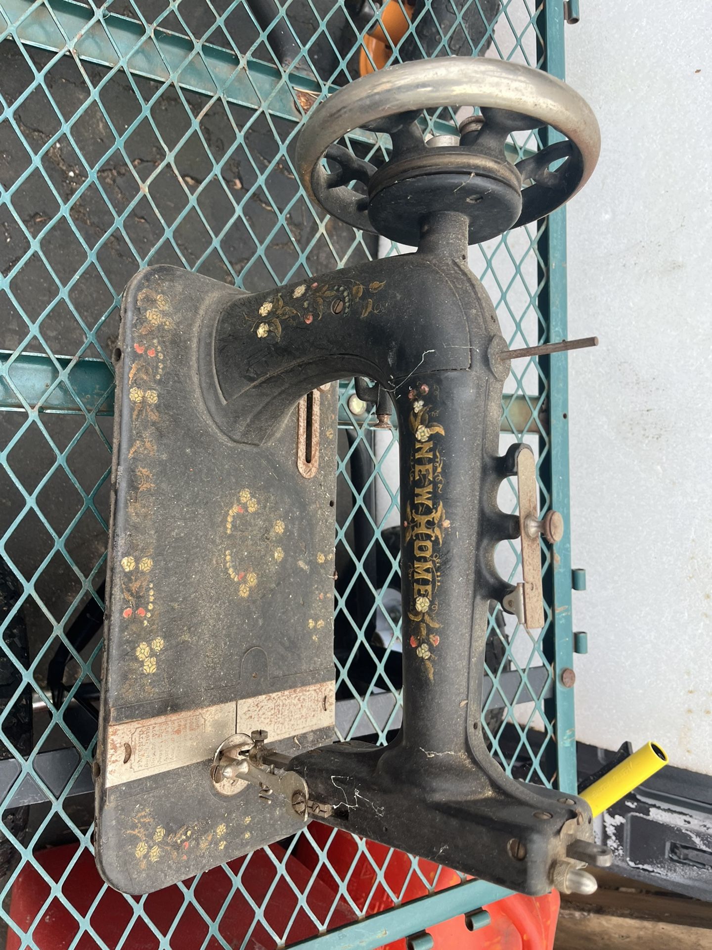 Singer Sewing Machine Repurpose Or Work