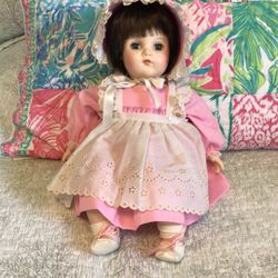 Vintage Madam Alexander Doll 