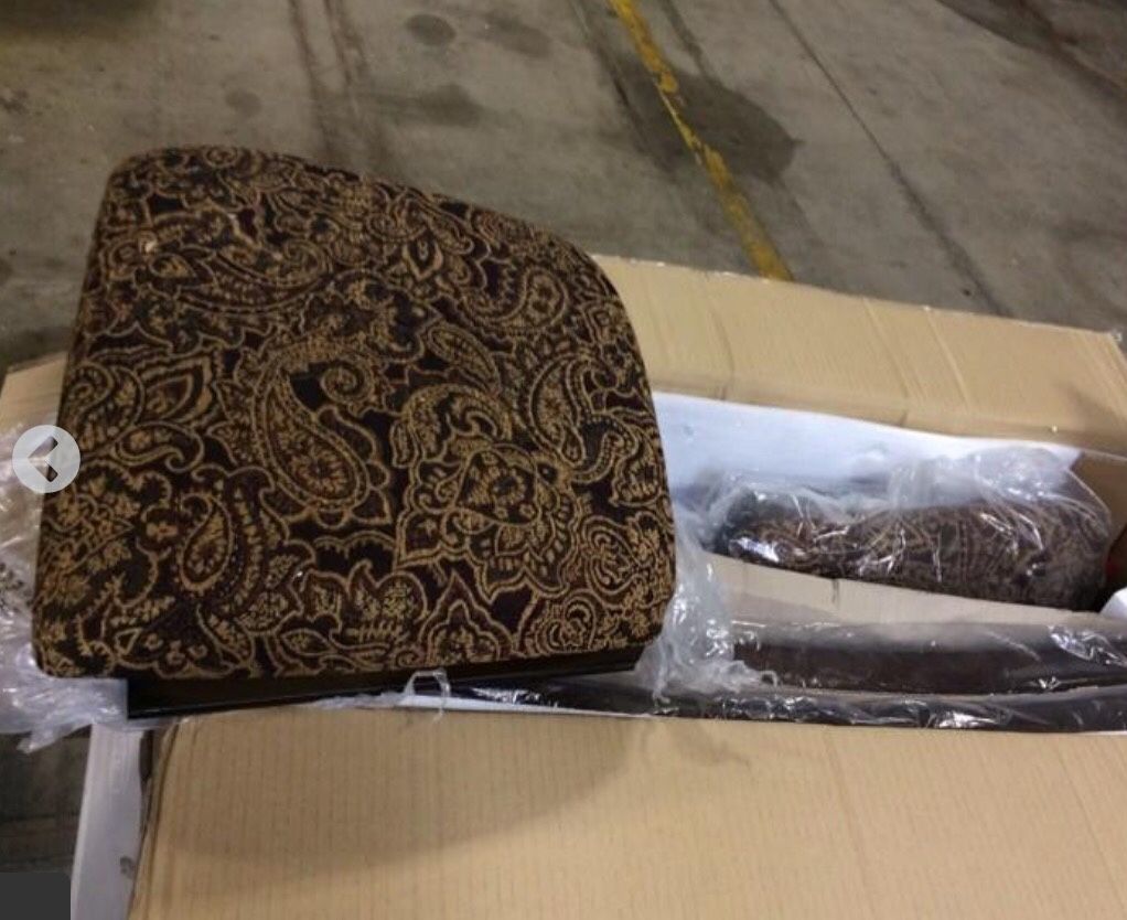 Ashley Furniture Signature Design Leahlyn Dining Upholstered Side