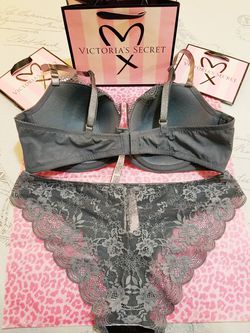 Juicy Couture Bra and panties set (new w tags 34C /M) for Sale in Las Vegas,  NV - OfferUp