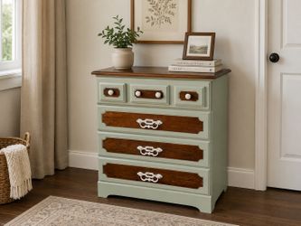 ✨Refinished Vintage Chest of Drawers – Solid Wood✨