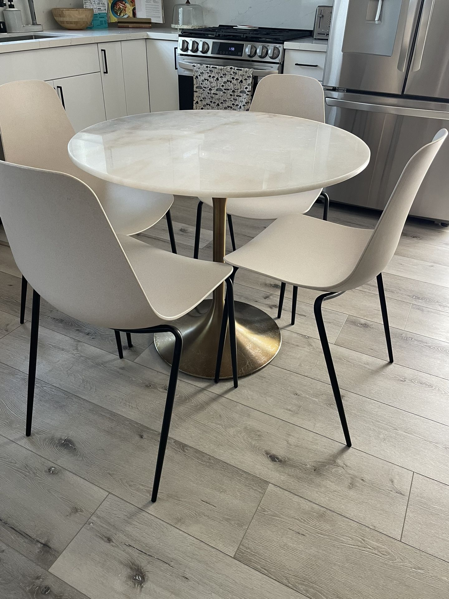 Leilani White Marble Top and Gold Tulip Dining Table