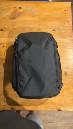 Patagonia Black Hole 32L