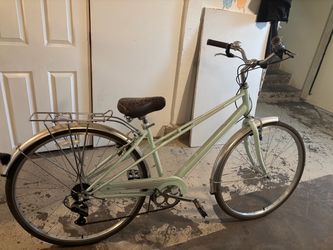 Admiral 700c adult bike