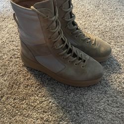 Kanye West Yeezy season 3 military boot. Size 44