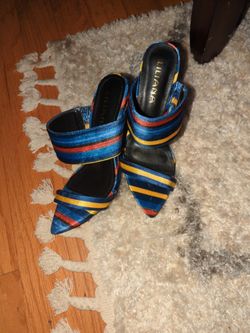 Cute Hardly Worn Sandals