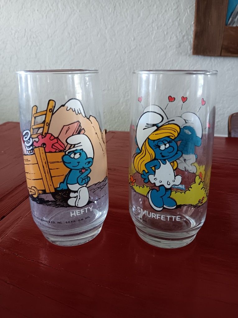 Vintage Smurfs Glasses