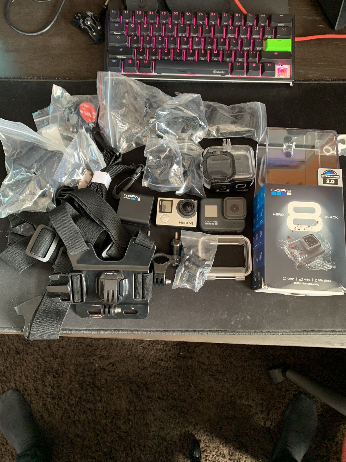 Gopro HERO 8 like new with extras