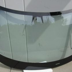 TESLA MODEL S WINDSHIELD FRONT 2016 2017 2018 2019 1061987-01-F OEM