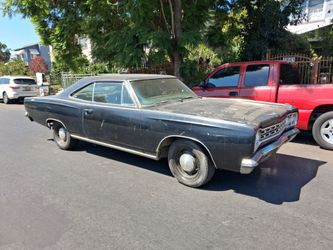 1968 Plymouth satellite 318 v8 motor 15"rally wheels 5x4.5