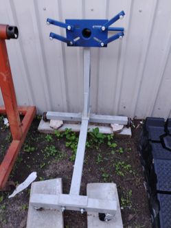Engine stand