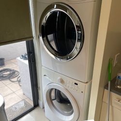 Lavadora Y Secadora Washer And Dryer