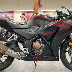 2019 Honda CBR300R ABS