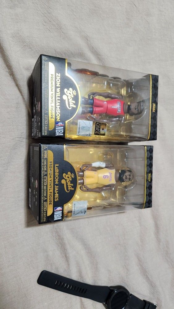 Funko Gold Nba Figure Zion And Lebron