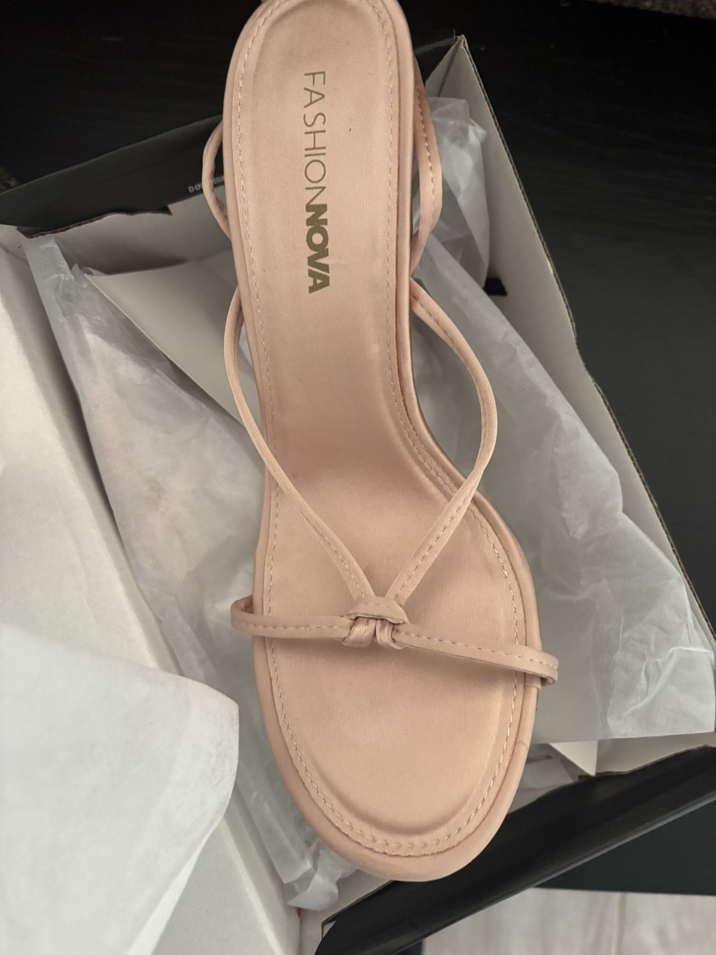 6 1/2 Fashion Nova Heels New