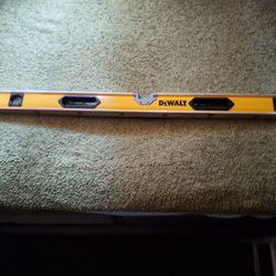 DeWalt Heavy Duty Contractors 4'level