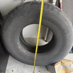Michelin Commercial Truck Tire For Workouts