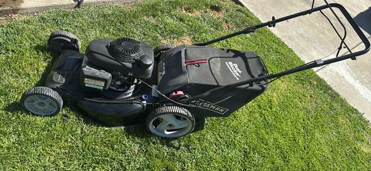 Craftsman With Honda Motor Lawnmower