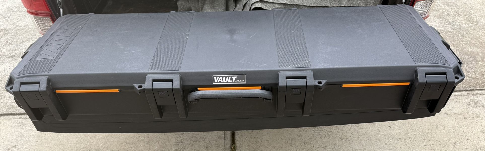 V800 Vault Double Rifle Case 