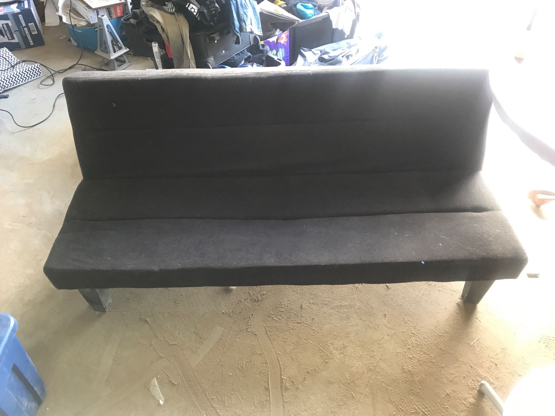 Black Futon