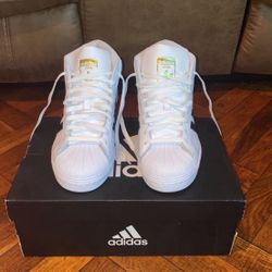 shell Top Adidas Size 8.5Mens 