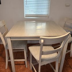 Dine Table 4 Chairs