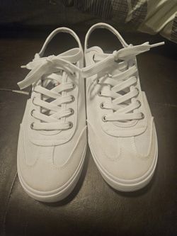 Tommy Hilfiger shoes 10.5