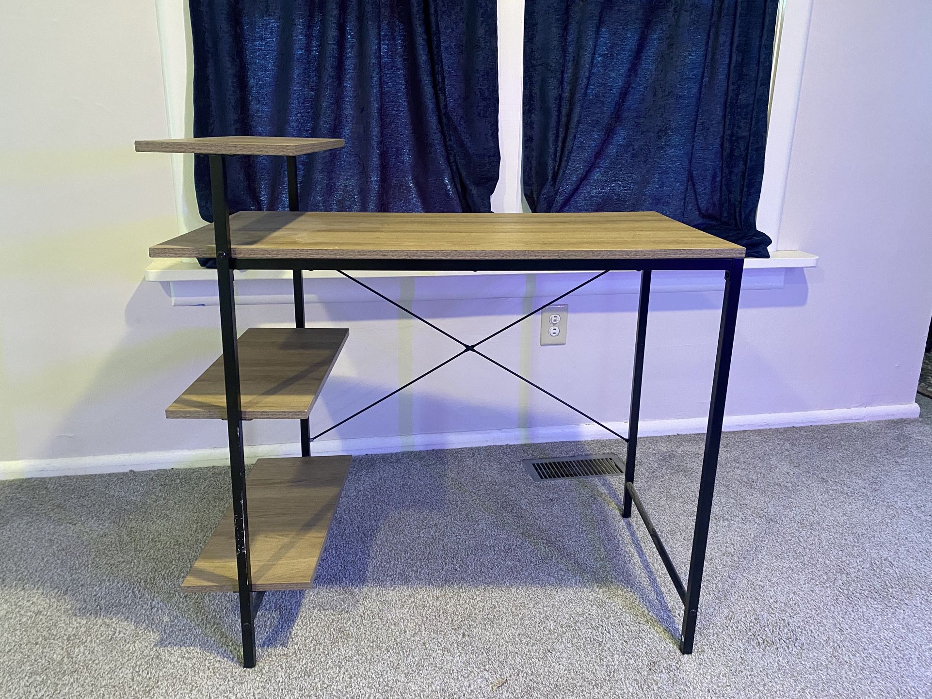 Work desk