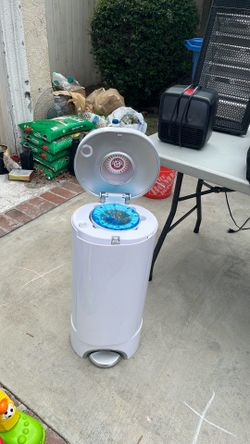 Baby trash can