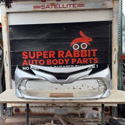 2018 Camry Le Bumper Front OEM 2020