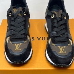 Louis Vuitton Run Away Trainers 