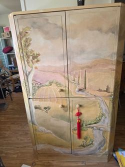 Beautiful Asian Armour, excellent condition $195