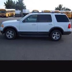 2003 Ford Explorer
